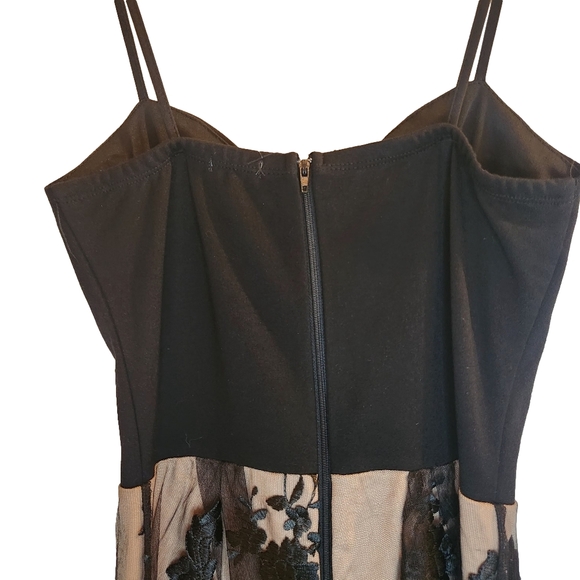 Charlotte Russe Nude and Black Lace Sweetheart Romper Sz: S Whimsygoth Vamp - Picture 9 of 16